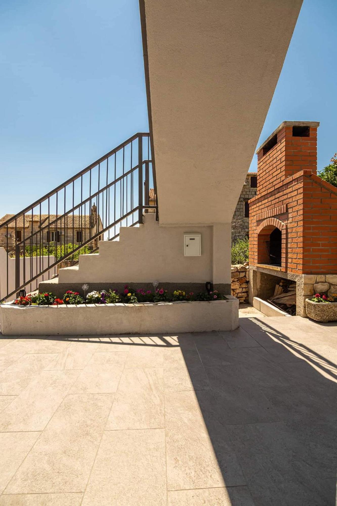 Apartment Karla Komiža Exterior foto